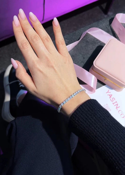 Stylish 925 Silver Shine Bracelet